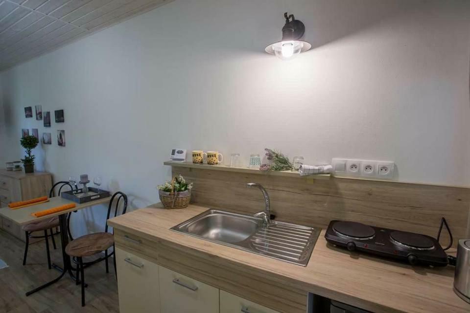 Pod Horou Apartment Stiavnicke Bane Bagian luar foto